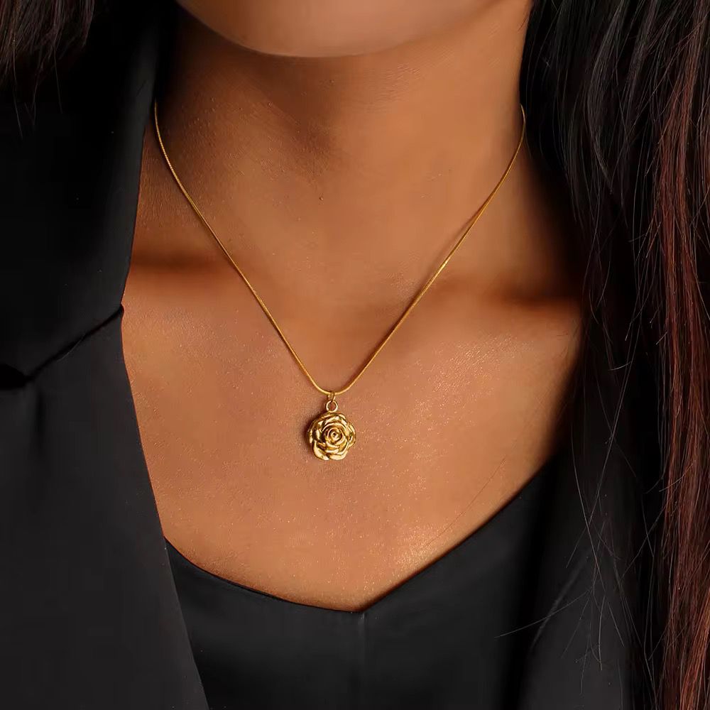 Golden Bloom Necklace