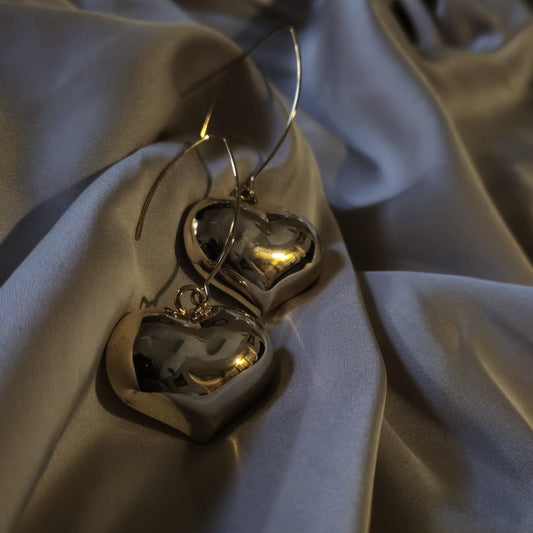 Sweet Heartstrings Earrings