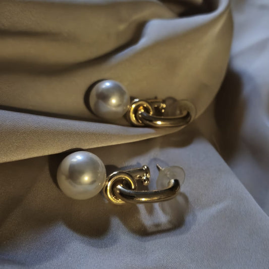 Pearl Embrace Earrings