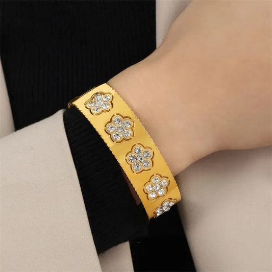 Floral Sparkle Gold-Plated Bracelet