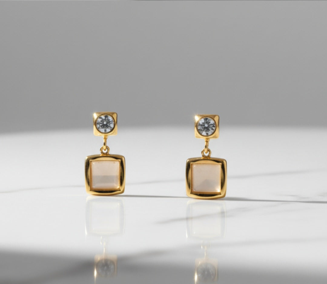 Crystal-Cube Charm