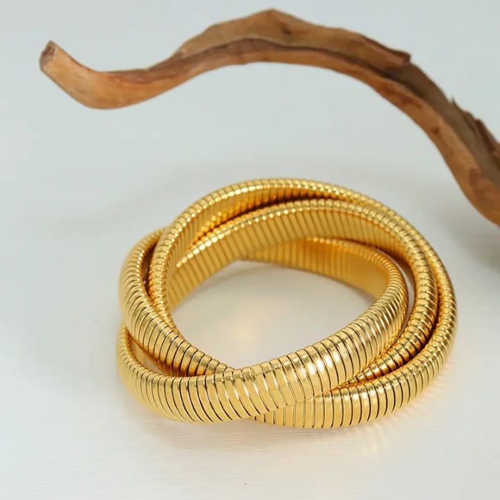 Twist Elegance
